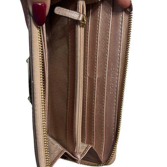 β¨ Michael Kors Signature Metallic Zip Around Wallet - Bronze/Gold β¨ - Picture 4 of 7